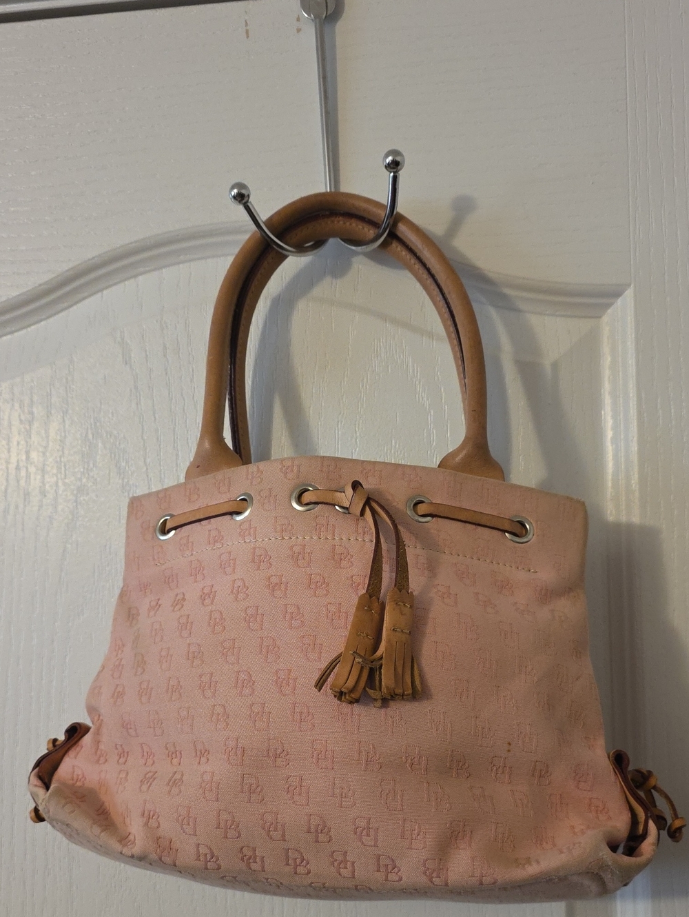Vintage Dooney & Bourke Women’s Pink Tote Handbag with Tassel Accent - Picture 2 of 3
